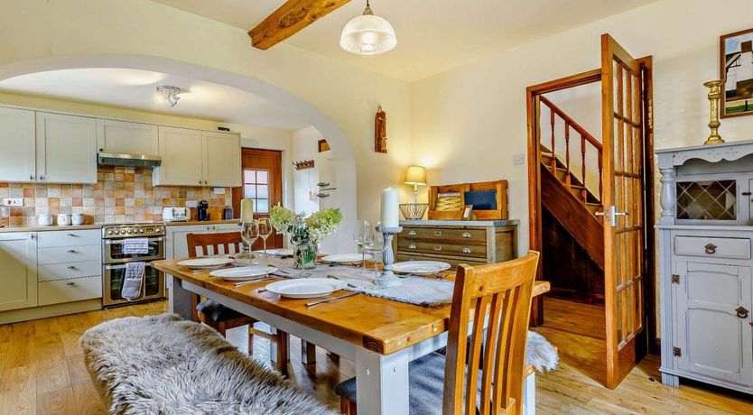 Photo of 4 Bed in Madley