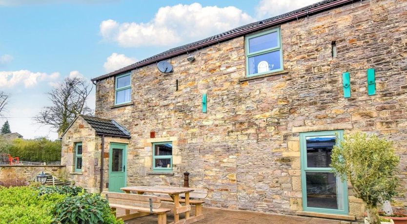 Photo of in Whaley Bridge (PK535)