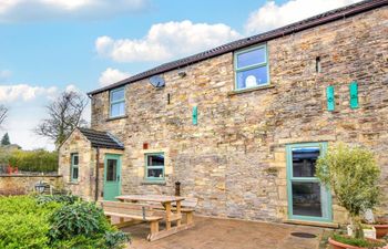 in Whaley Bridge (PK535) Holiday Cottage
