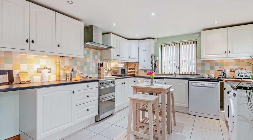 Photo of 4 Bed in Shrewsbury