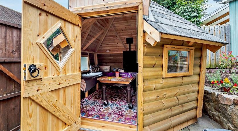 Photo of 4 Bed in Pontesbury