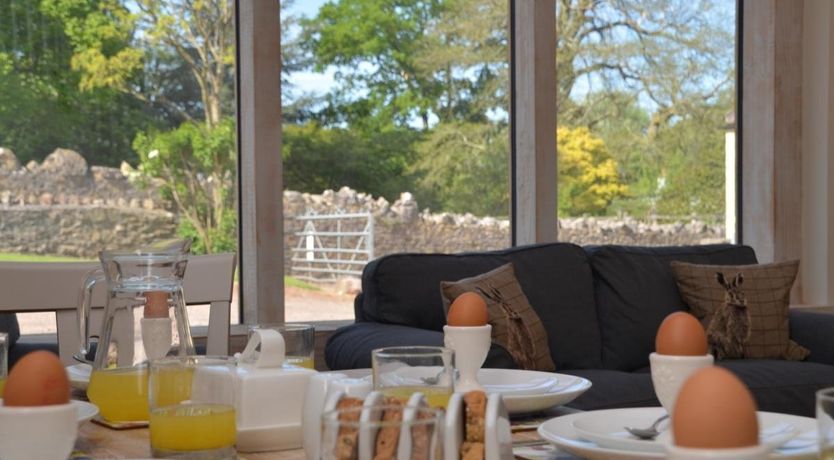 Photo of 3 Bed in Burrington