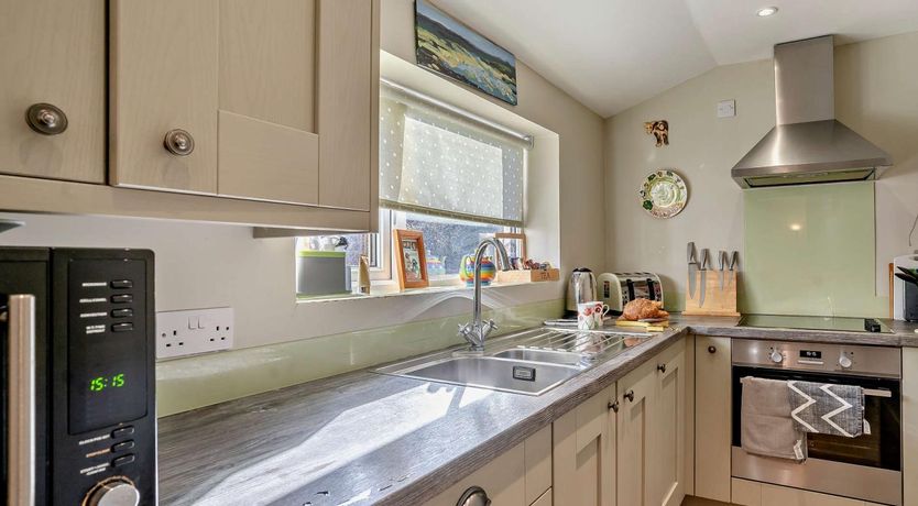 Photo of 2 Bed in Swansea