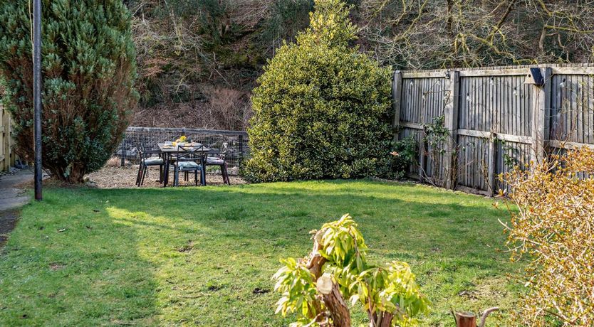 Photo of 2 Bed in Swansea