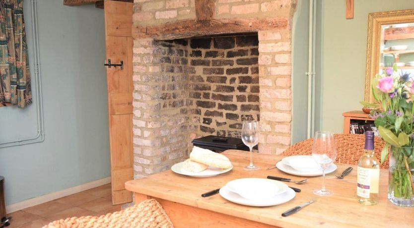 Photo of 2 Bed in Colmworth