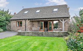 Photo of 2 Bed in Barlow