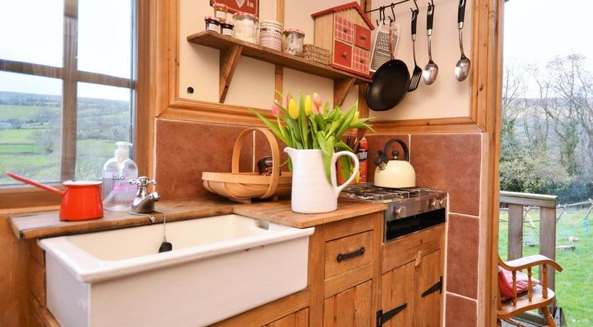 Photo of 1 Bed in Craswall