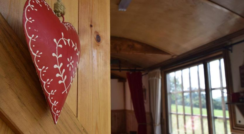 Photo of 1 Bed in Craswall