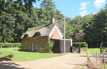 in Hoveton (56104) Holiday Cottage