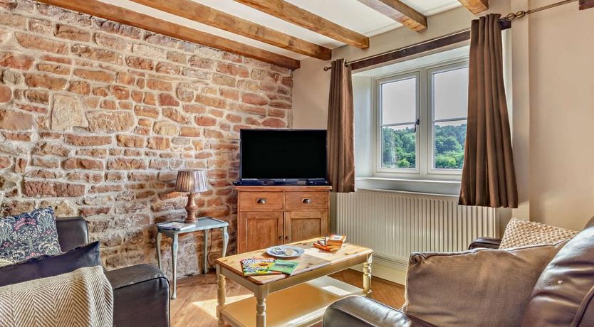 Photo of 2 Bed in Newthorpe