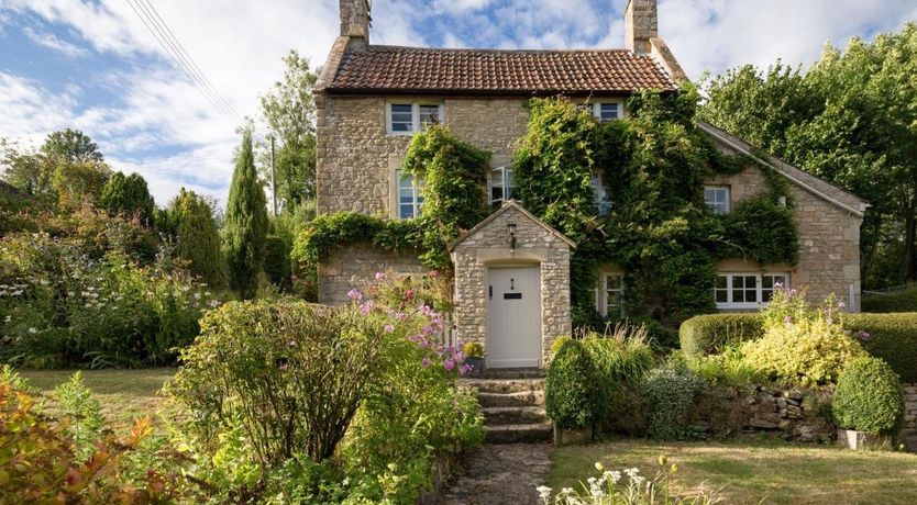 Photo of in Bath  (SKN21)