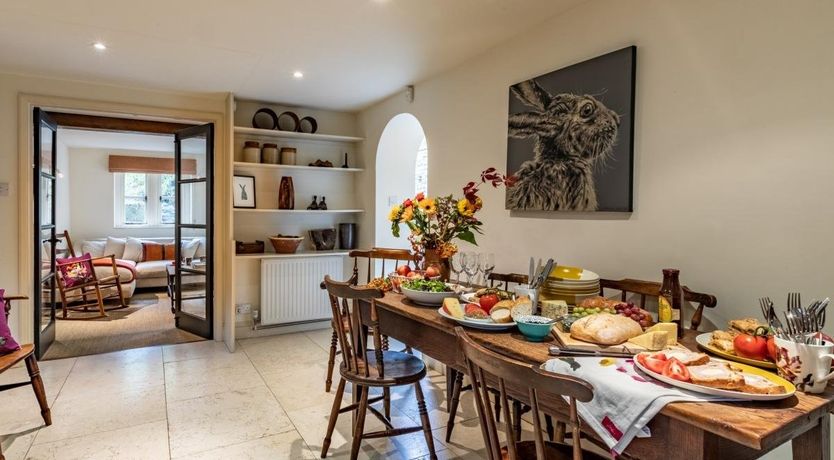 Photo of 3 Bed in Combe Hay