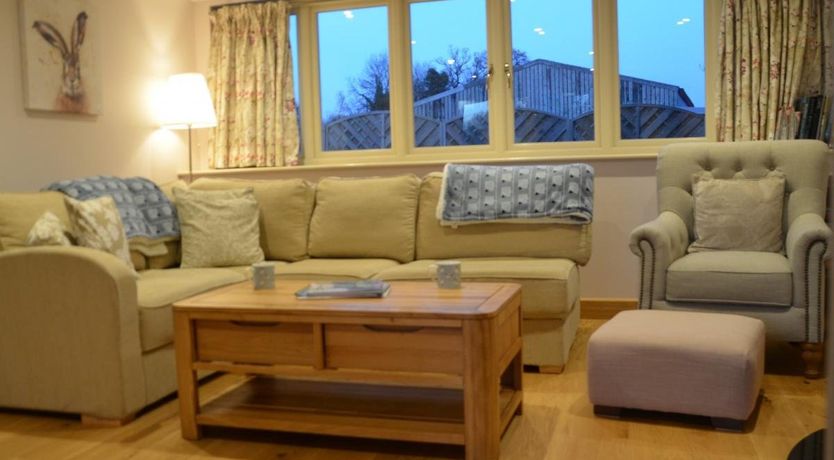 Photo of 2 Bed in Winford