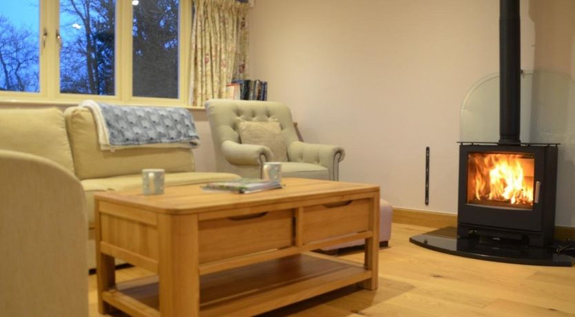 Photo of 2 Bed in Winford