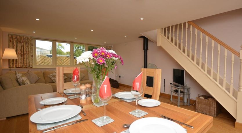 Photo of 2 Bed in Winford