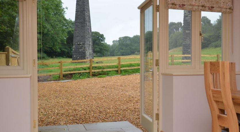 Photo of 2 Bed in Winford