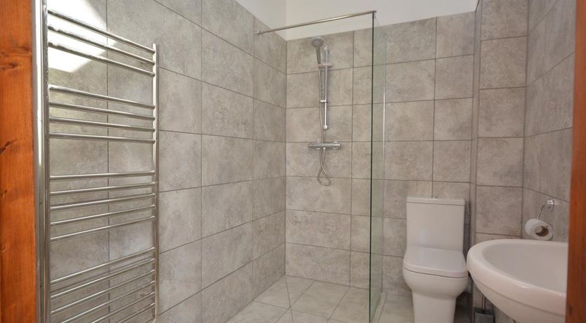 Photo of 2 Bed in Stanton Drew