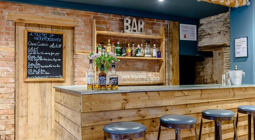 Photo of 9 Bed in Bodenham