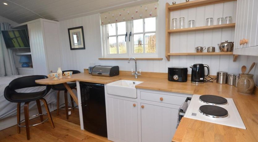 Photo of 1 Bed in Uplowman