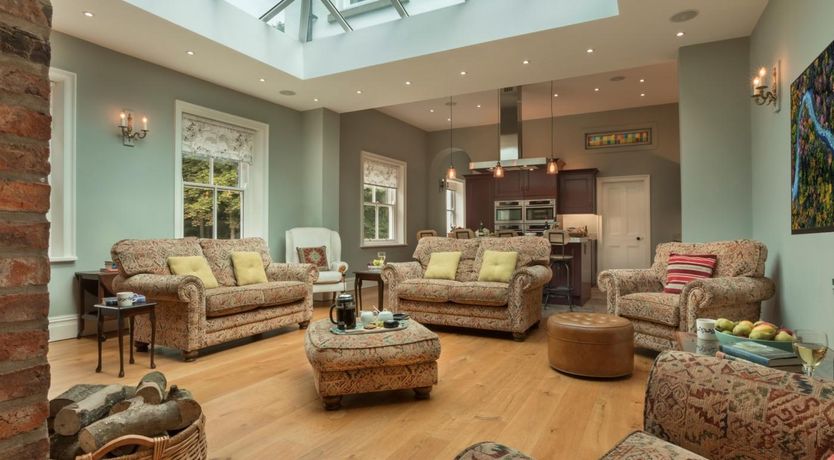 Photo of 4 Bed in York