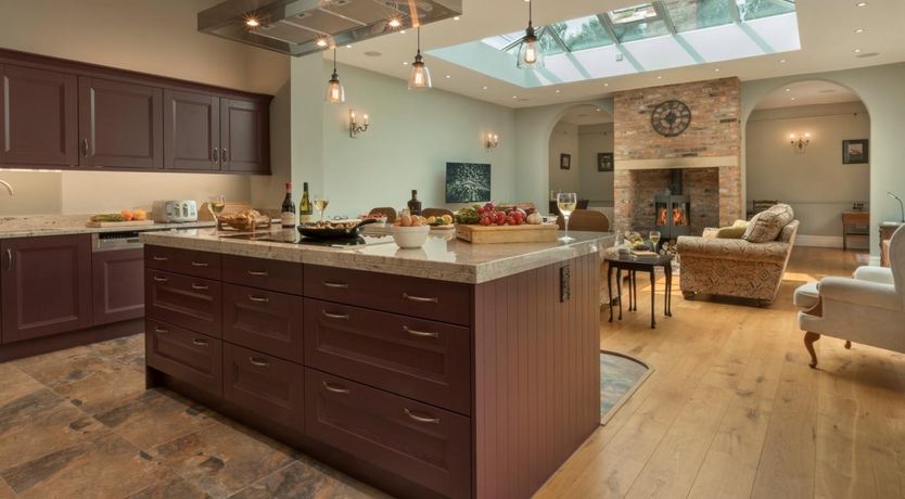 Photo of 4 Bed in York