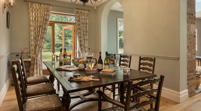 Photo of 4 Bed in York