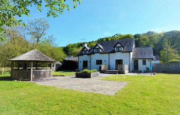 House in South Wales Holiday Cottage