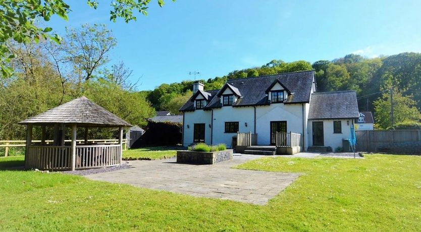 Photo of House in South Wales