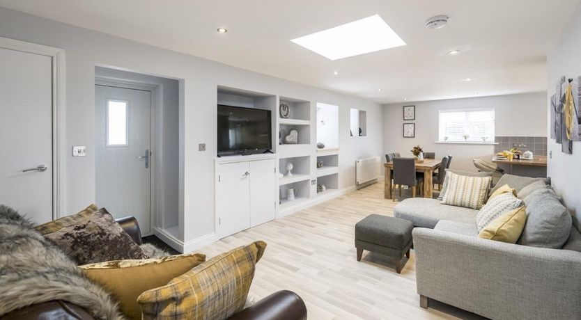 Photo of 3 Bed in Mundeseley