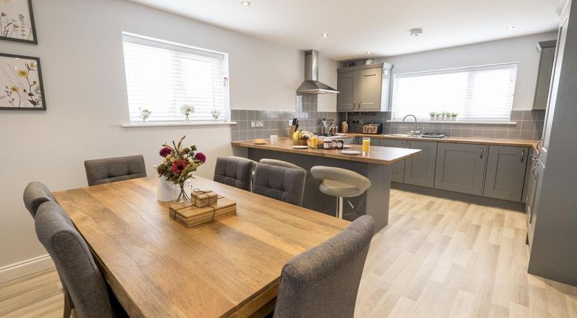 Photo of 3 Bed in Mundeseley