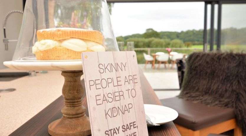 Photo of 3 Bed in Balderstone