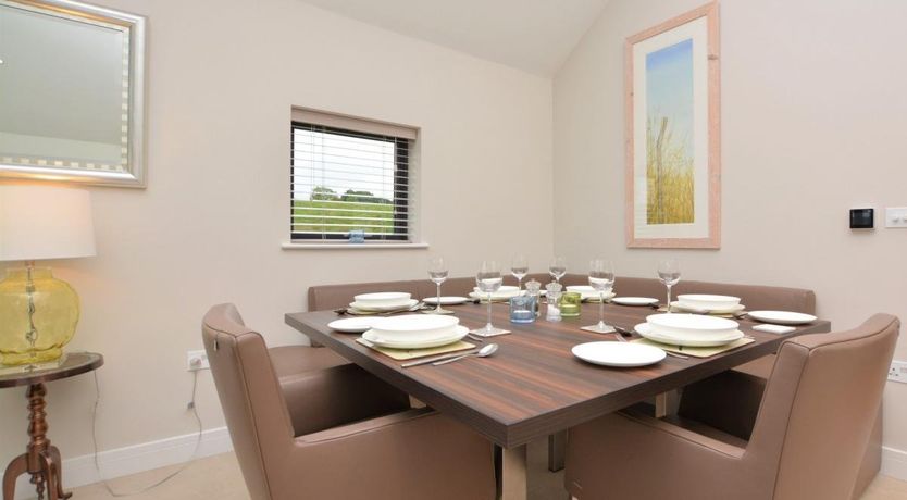 Photo of 3 Bed in Balderstone