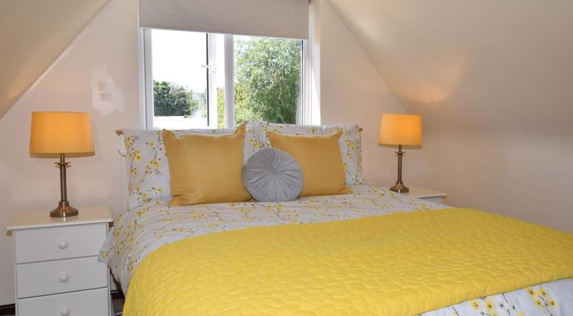 Photo of 2 Bed in Southampton