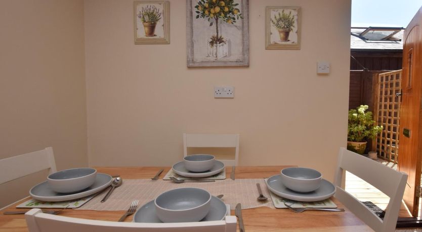 Photo of 2 Bed in Southampton