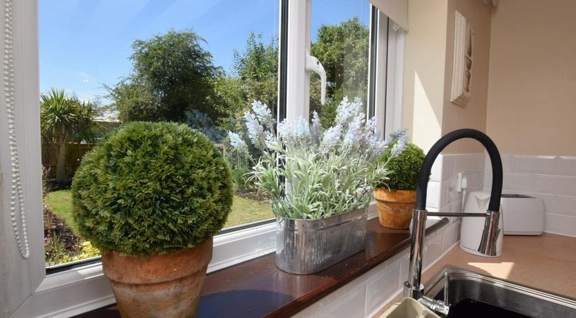 Photo of 2 Bed in Ashurst