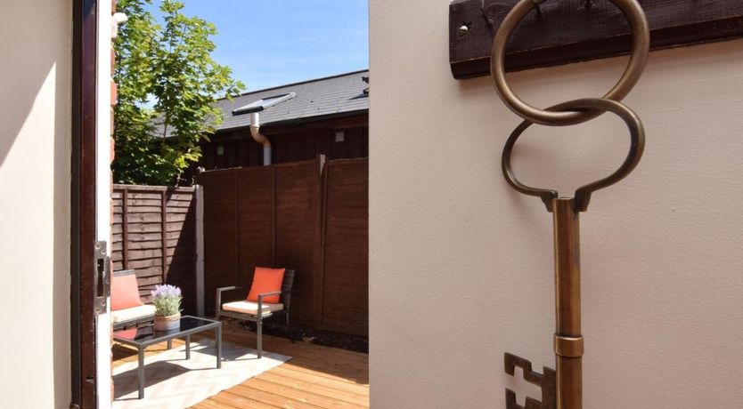 Photo of 2 Bed in Ashurst