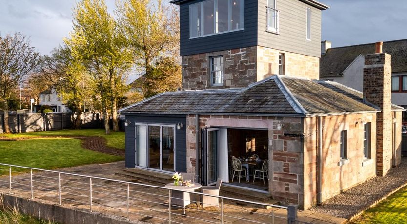 Photo of 2 Bed in South Kessock