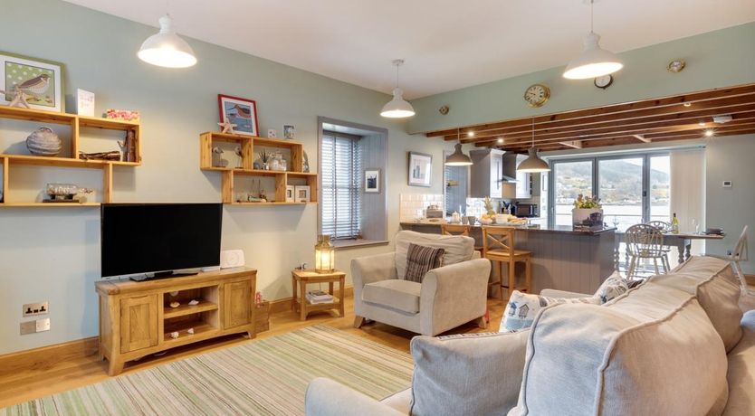 Photo of 2 Bed in South Kessock