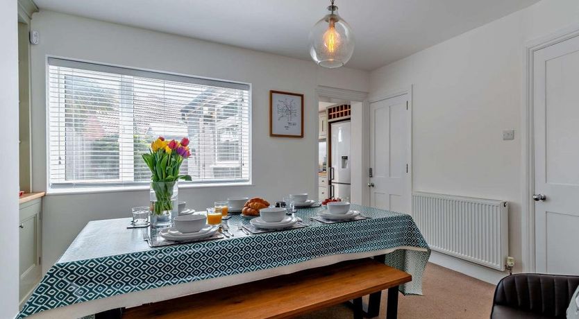 Photo of 3 Bed in Mundeseley