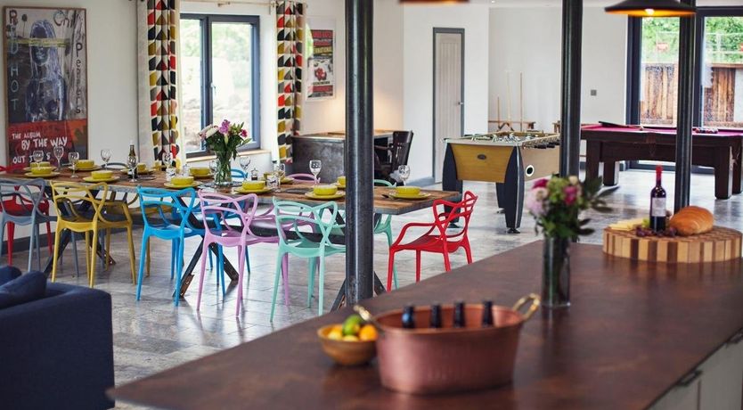 Photo of 5 Bed in Huntley