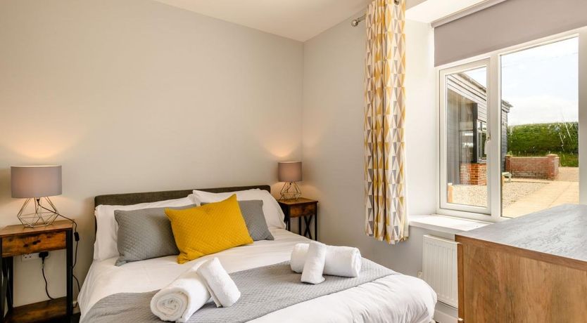 Photo of 2 Bed in Mundeseley