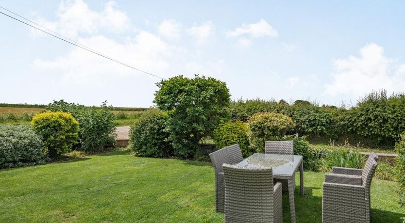 Photo of 2 Bed in Mundeseley