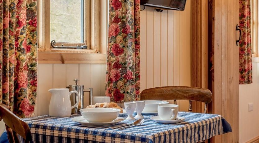 Photo of 1 Bed in Leighton