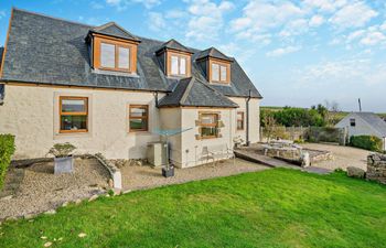 in Corriecravie (CA099) Holiday Cottage