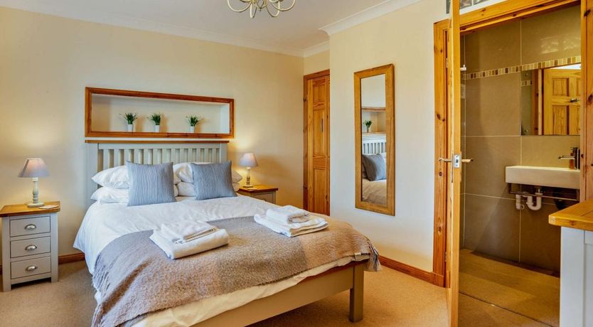 Photo of 3 Bed in Sliddery