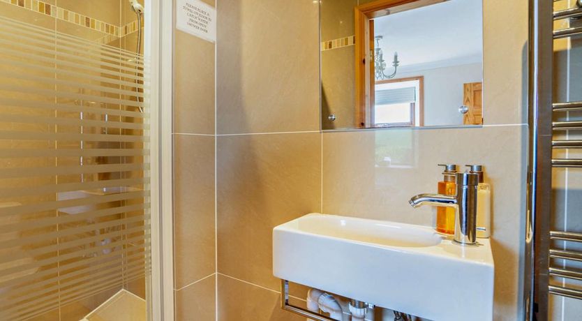 Photo of 3 Bed in Sliddery