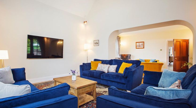 Photo of 5 Bed in Worcester