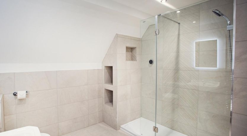 Photo of 5 Bed in Worcester