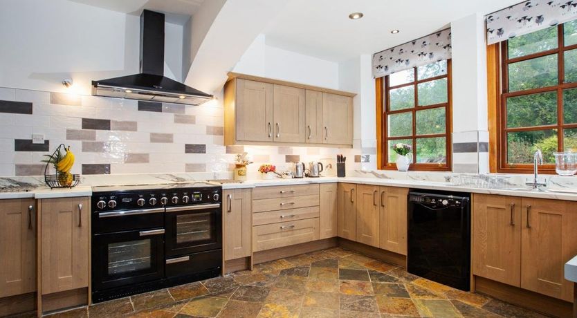 Photo of 5 Bed in Bishops Frome