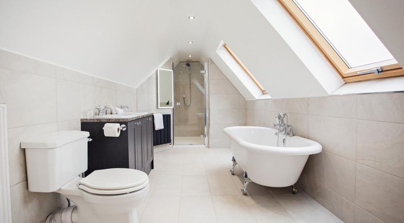 Photo of 5 Bed in Worcester